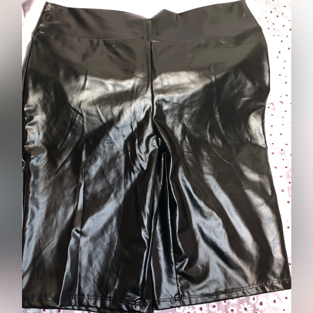 Women’s Biker Shorts